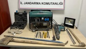 karabukte 4 kisi kacak kazi yaparken yakalandi wbO36xbR.jpg